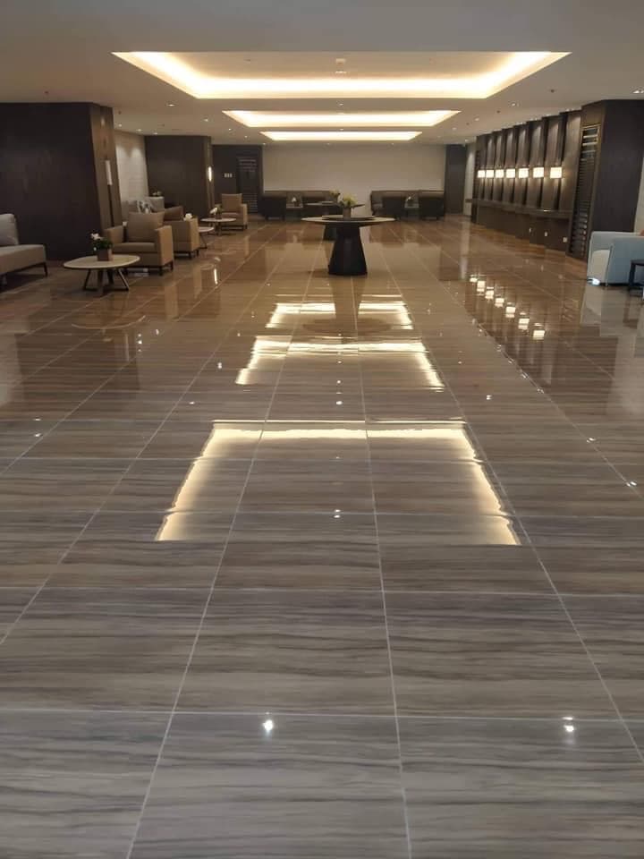 8th Floor Common Area